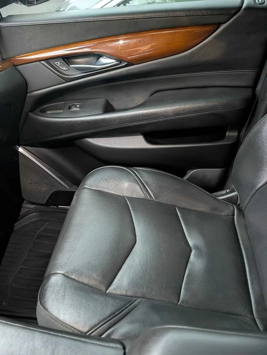 2019 Cadillac Escalade 4th Gen - Image 13 of 18