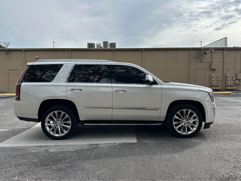 2019 Cadillac Escalade 4th Gen - Image 4 of 16
