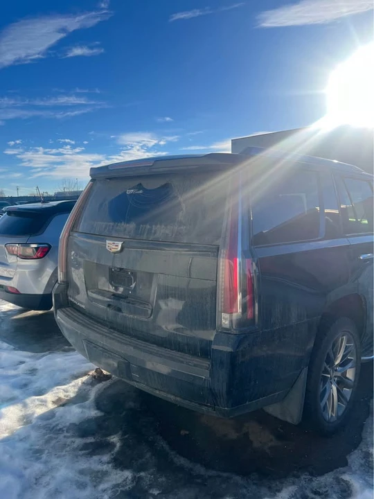 2019 Cadillac Escalade 4th Gen - Image 5 of 6