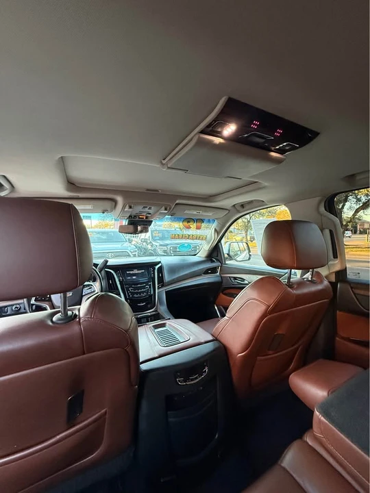 2019 Cadillac Escalade 4th Gen - Image 4 of 9