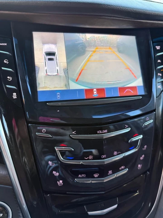 2019 Cadillac Escalade 4th Gen - Image 9 of 9