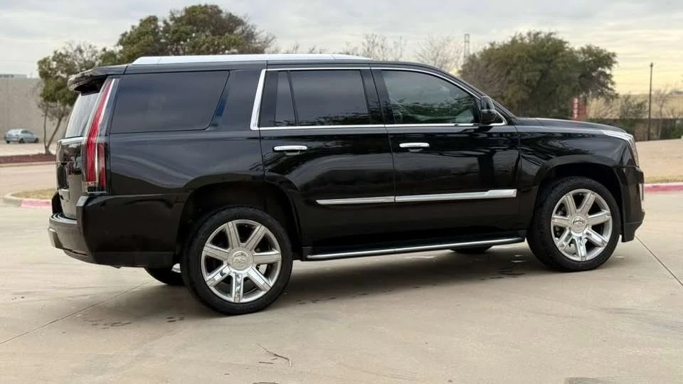 2019 Cadillac Escalade 4th Gen - Image 4 of 13