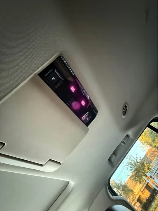 2019 Cadillac Escalade 4th Gen - Image 6 of 9