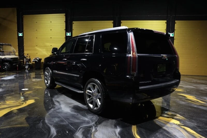 2019 Cadillac Escalade 4th Gen - Image 7 of 10