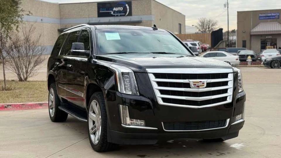 2019 Cadillac Escalade 4th Gen - Image 2 of 13