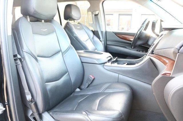 2019 Cadillac Escalade 4th Gen - Image 6 of 10