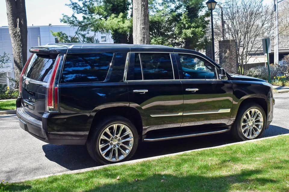2019 Cadillac Escalade 4th Gen - Image 8 of 19