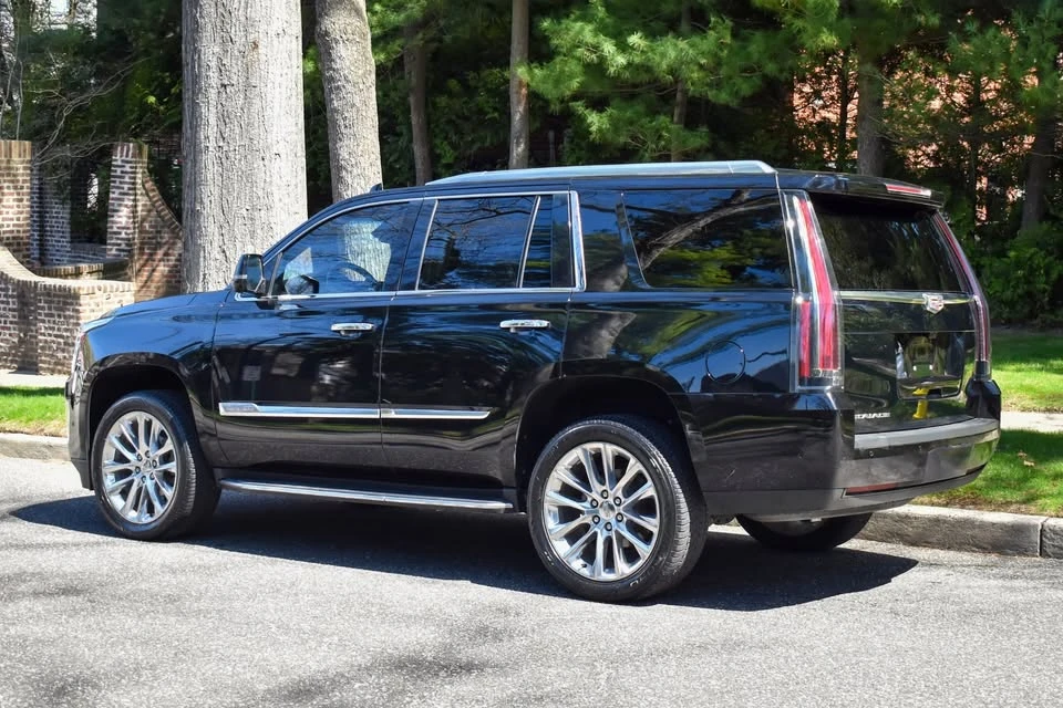 2019 Cadillac Escalade 4th Gen - Image 6 of 19