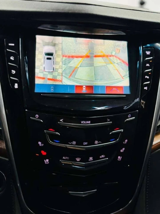 2019 Cadillac Escalade 4th Gen - Image 10 of 15