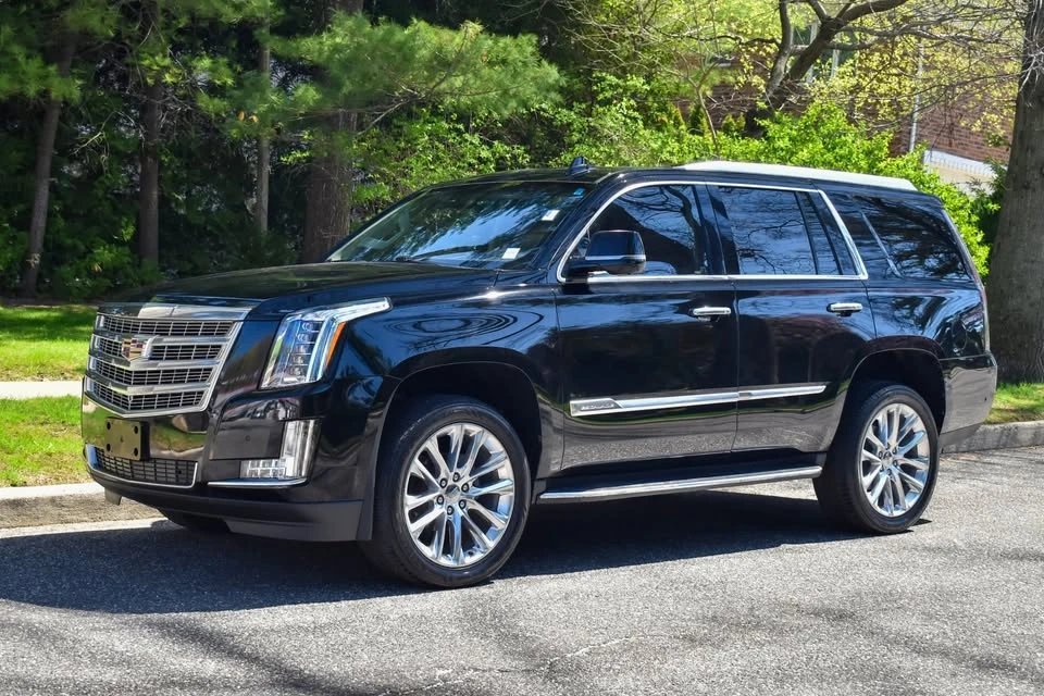 2019 Cadillac Escalade 4th Gen - Image 2 of 19