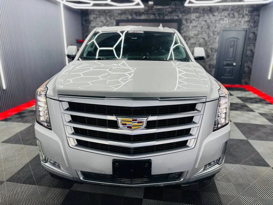 2019 Cadillac Escalade 4th Gen - Image 2 of 15