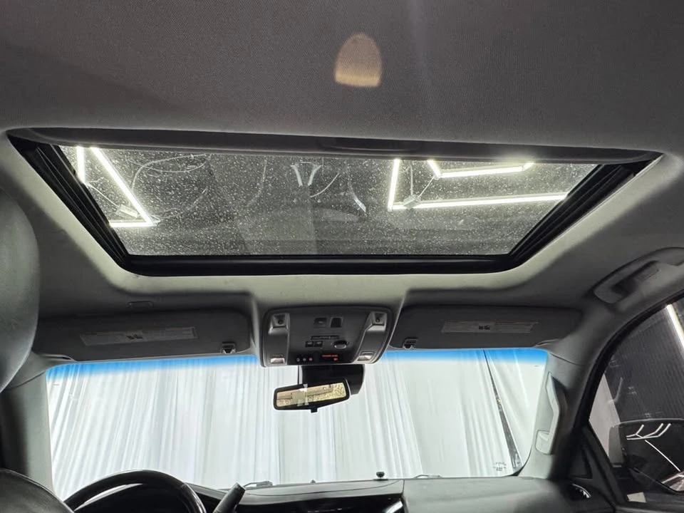 2019 Cadillac Escalade 4th Gen - Image 11 of 15