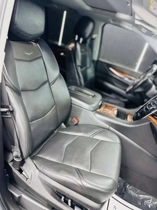 2019 Cadillac Escalade 4th Gen - Image 12 of 15
