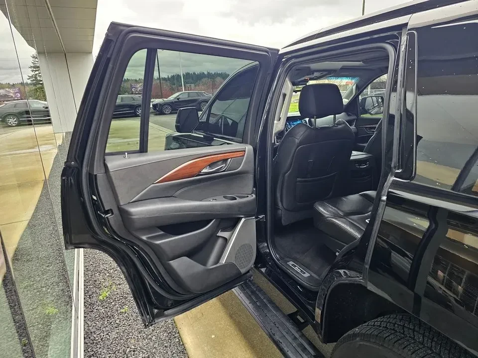 2019 Cadillac Escalade 4th Gen - Image 16 of 20