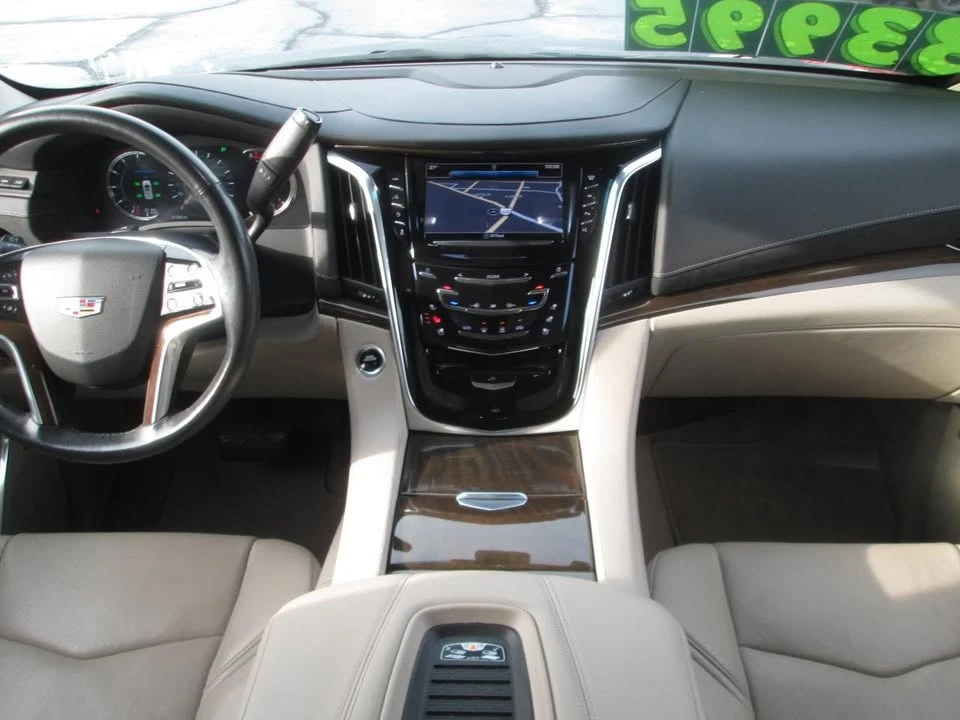 2019 Cadillac Escalade 4th Gen - Image 9 of 17