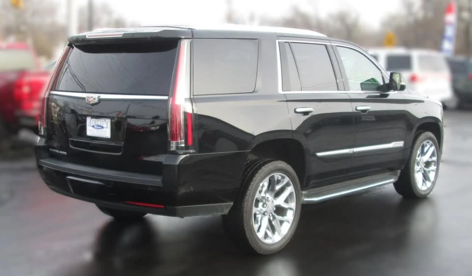 2019 Cadillac Escalade 4th Gen - Image 3 of 17