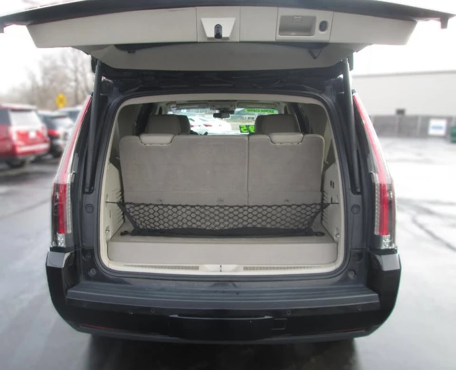 2019 Cadillac Escalade 4th Gen - Image 16 of 17