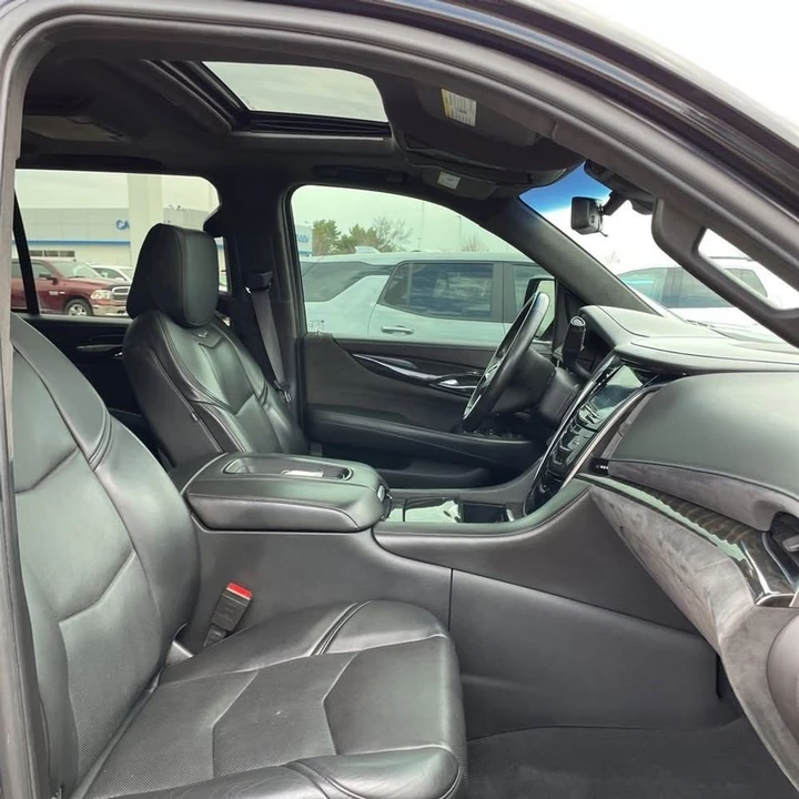 2019 Cadillac Escalade 4th Gen - Image 8 of 16