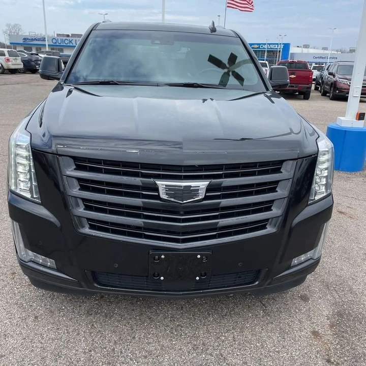 2019 Cadillac Escalade 4th Gen - Image 2 of 16