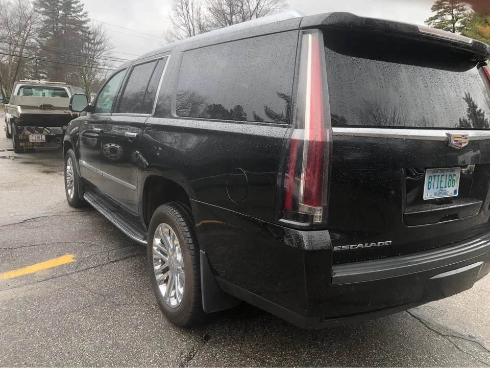2019 Cadillac Escalade 4th Gen - Image 4 of 12