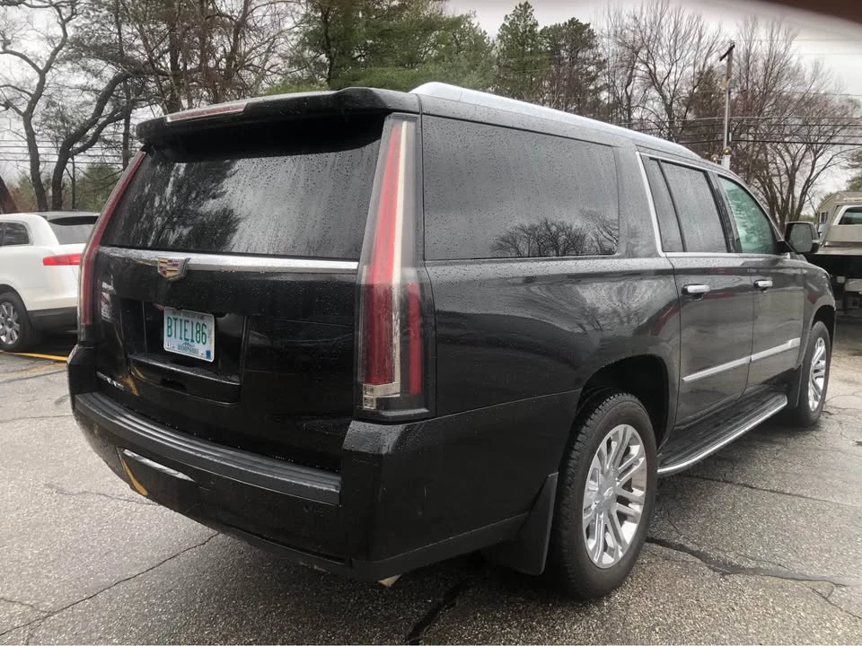 2019 Cadillac Escalade 4th Gen - Image 3 of 12