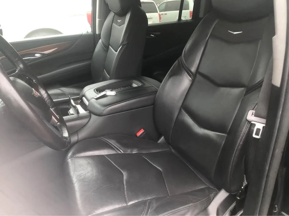 2019 Cadillac Escalade 4th Gen - Image 8 of 12