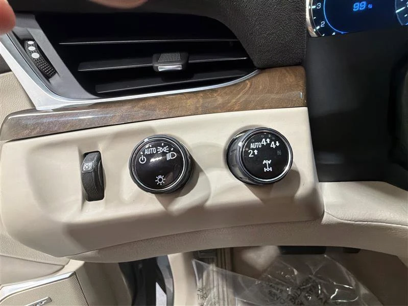 2019 Cadillac Escalade 4th Gen - Image 13 of 14