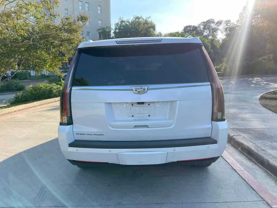 2019 Cadillac Escalade 4th Gen - Image 8 of 20