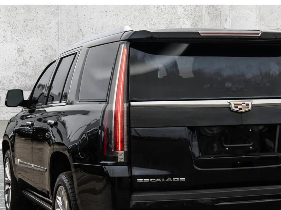 2019 Cadillac Escalade 4th Gen - Image 6 of 10