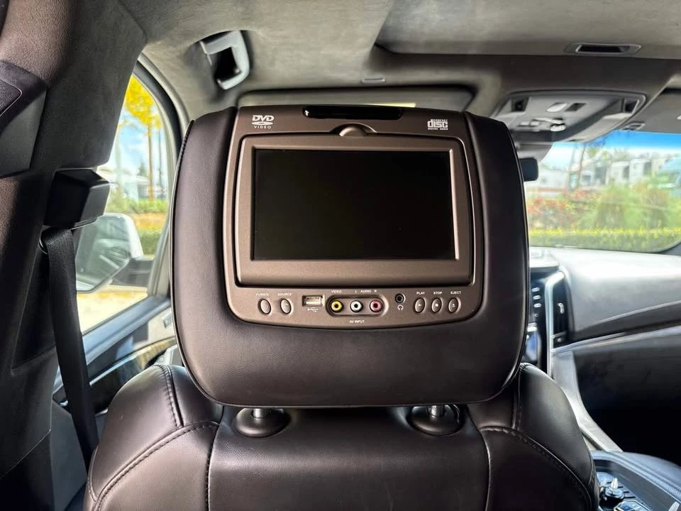2019 Cadillac Escalade 4th Gen - Image 15 of 20