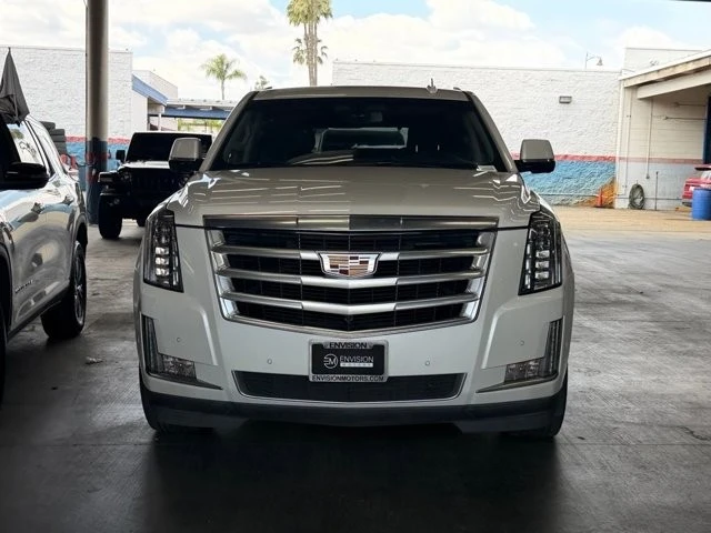 2019 Cadillac Escalade 4th Gen - Image 2 of 11