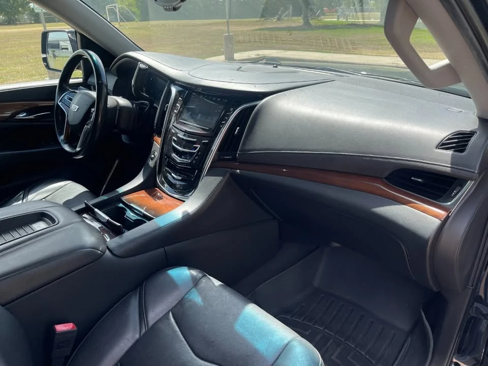 2019 Cadillac Escalade 4th Gen - Image 19 of 20