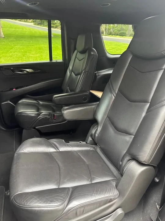 2019 Cadillac Escalade 4th Gen - Image 6 of 9