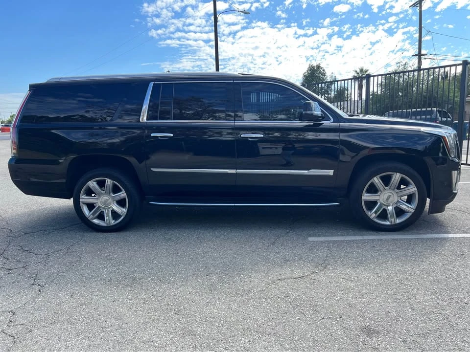 2019 Cadillac Escalade 4th Gen - Image 5 of 11