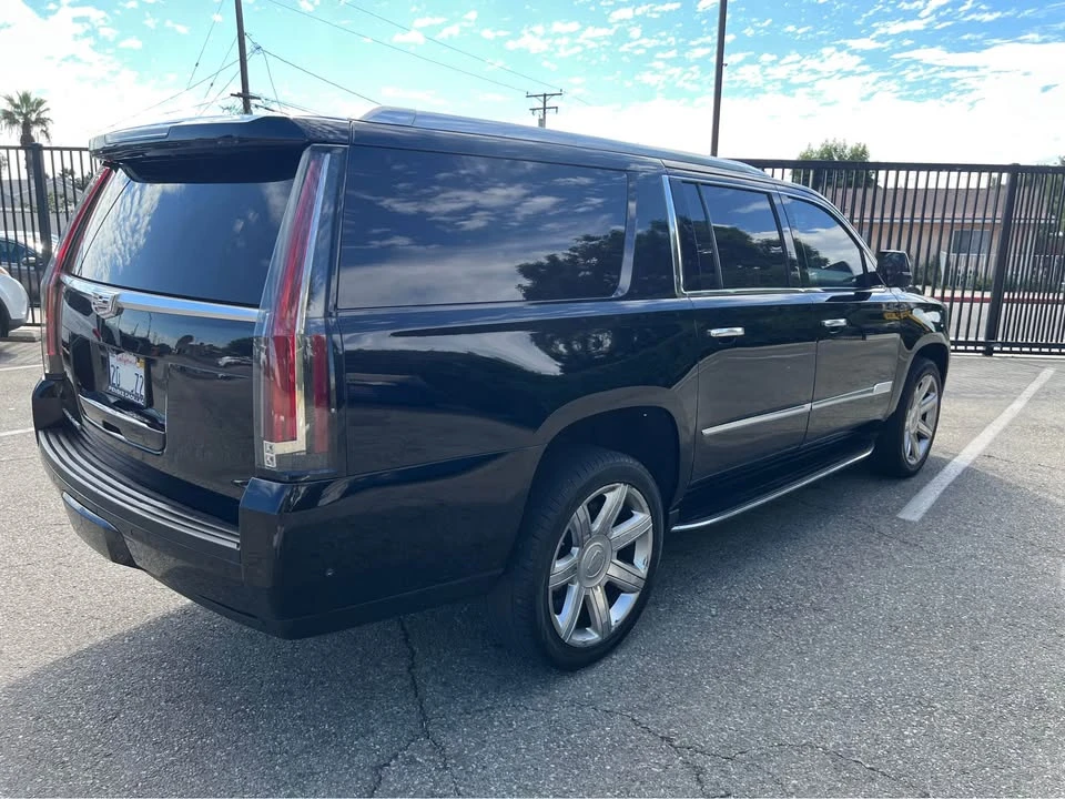 2019 Cadillac Escalade 4th Gen - Image 4 of 11