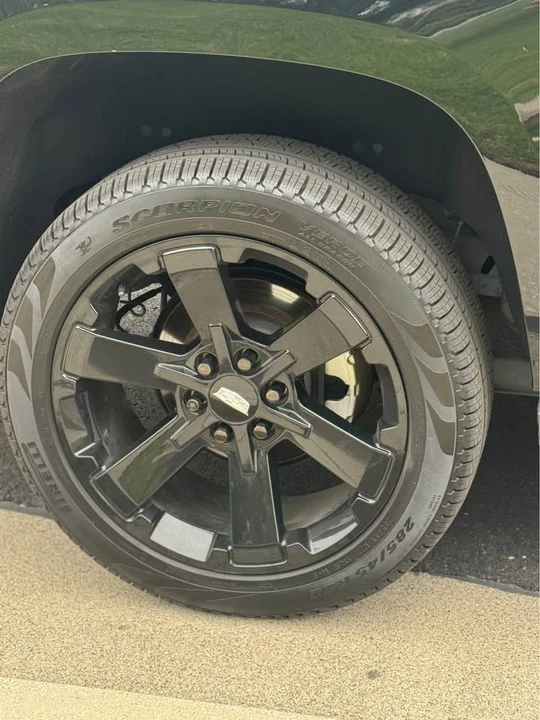 2019 Cadillac Escalade 4th Gen - Image 4 of 9