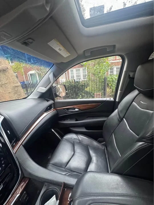 2019 Cadillac Escalade 4th Gen - Image 3 of 4