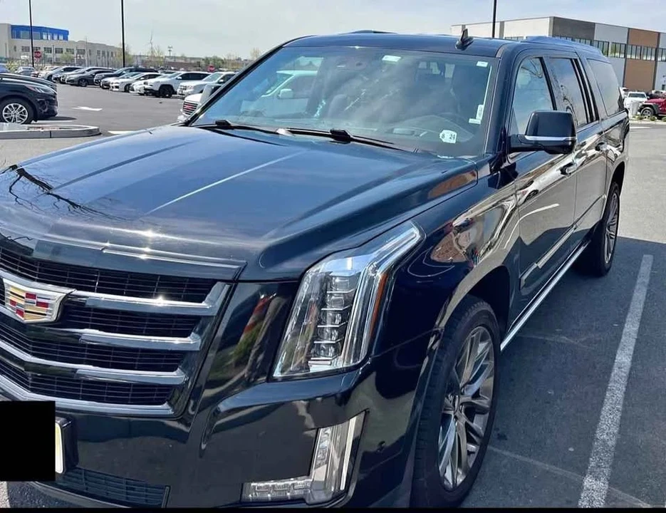 2019 Cadillac Escalade 4th Gen - Image 6 of 7
