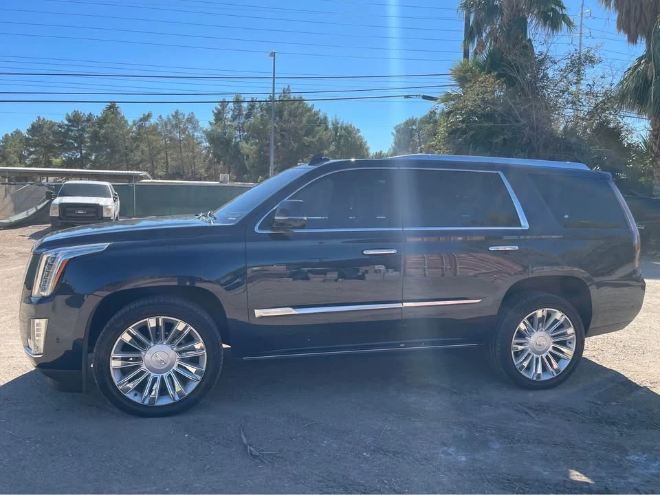 2019 Cadillac Escalade 4th Gen - Image 2 of 7