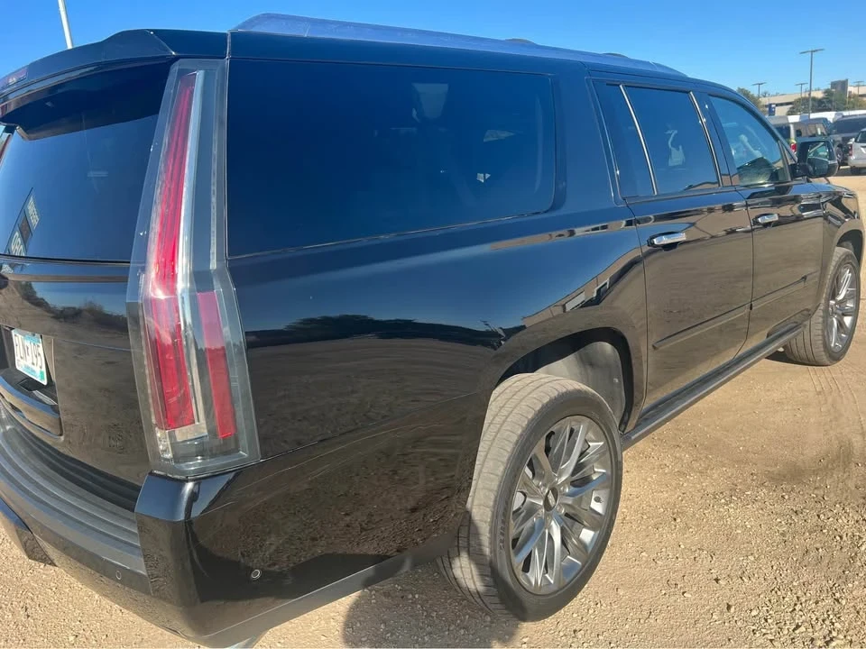 2019 Cadillac Escalade 4th Gen - Image 3 of 6