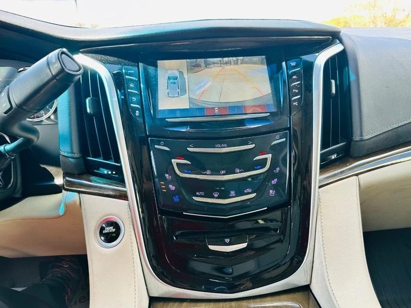 2019 Cadillac Escalade 4th Gen - Image 12 of 19