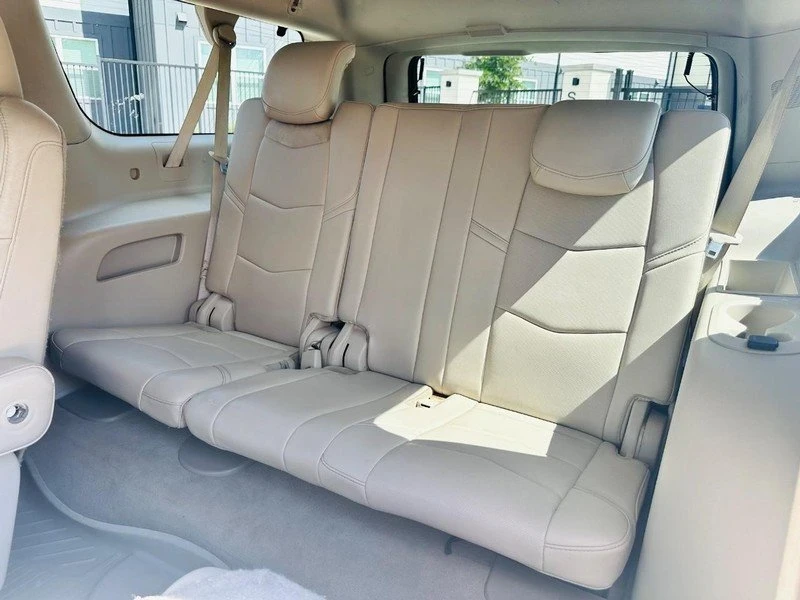 2019 Cadillac Escalade 4th Gen - Image 16 of 19