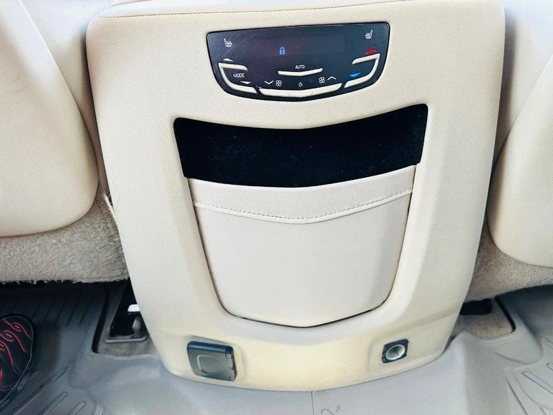 2019 Cadillac Escalade 4th Gen - Image 15 of 19