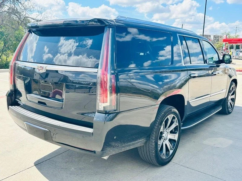2019 Cadillac Escalade 4th Gen - Image 5 of 19
