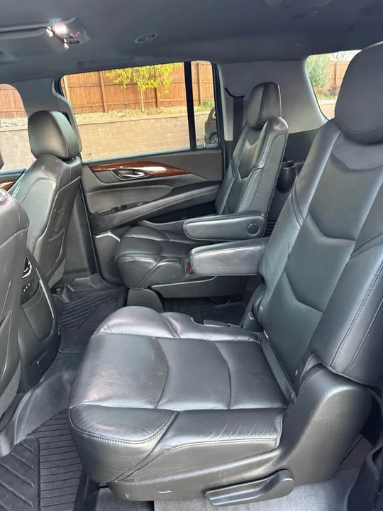 2019 Cadillac Escalade 4th Gen - Image 3 of 4