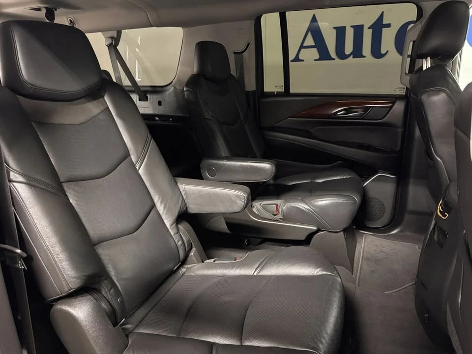 2019 Cadillac Escalade 4th Gen - Image 14 of 19