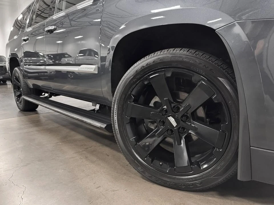2019 Cadillac Escalade 4th Gen - Image 16 of 19