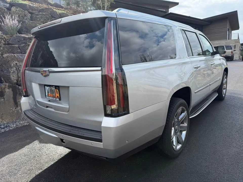 2019 Cadillac Escalade 4th Gen - Image 2 of 19