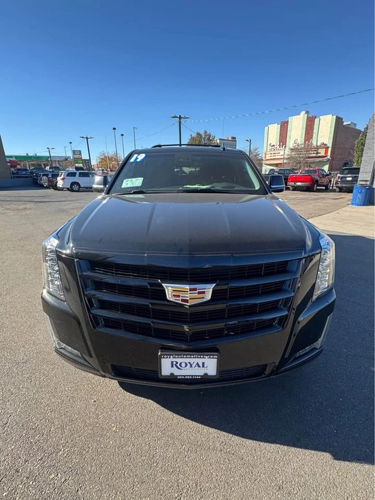 2019 Cadillac Escalade 4th Gen - Image 8 of 15