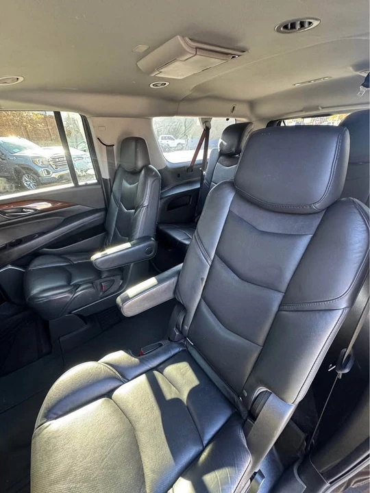 2019 Cadillac Escalade 4th Gen - Image 13 of 15